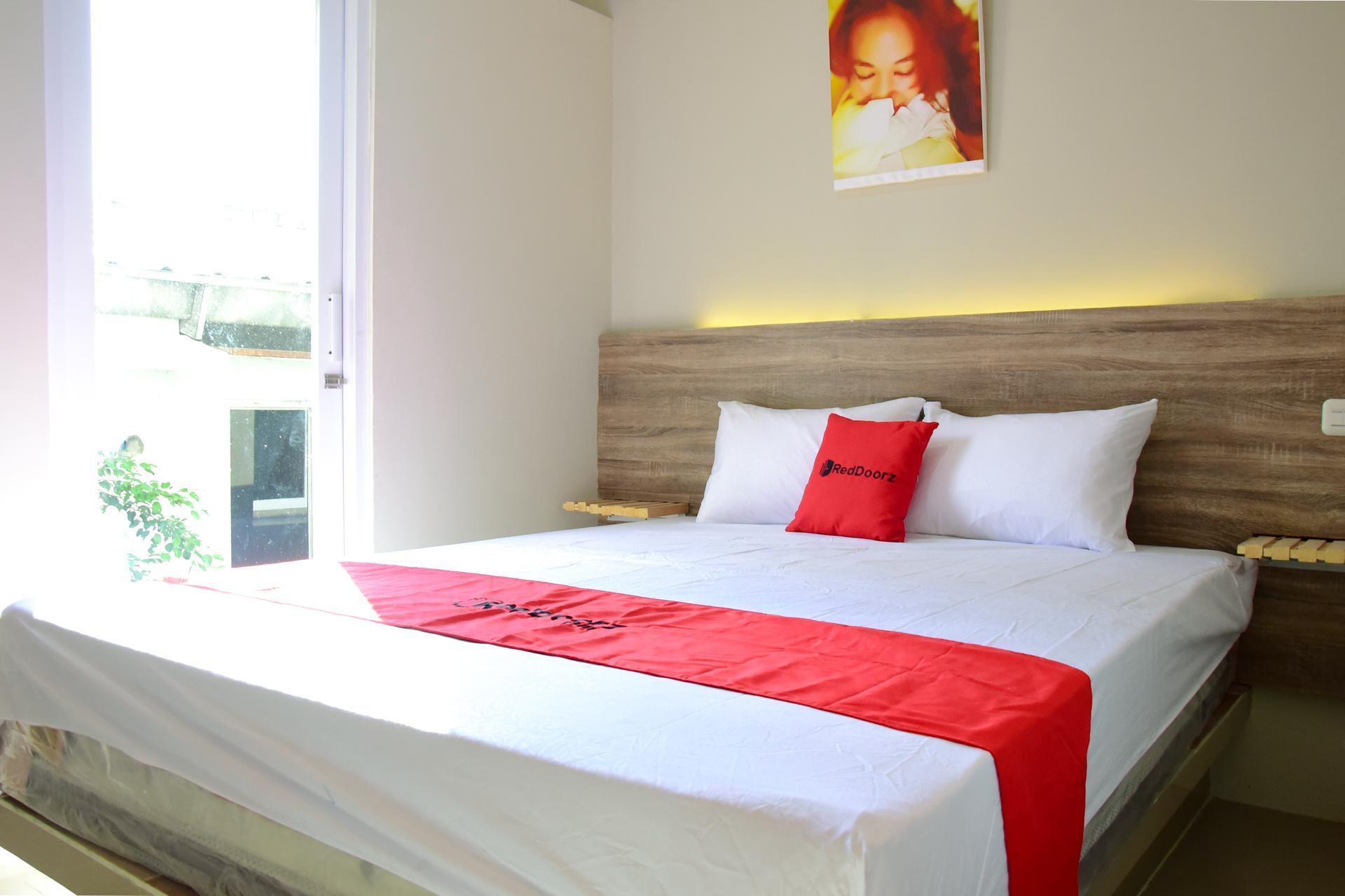 Hotel Reddoorz Near Mangga Dua Square Jakarta Exterior foto