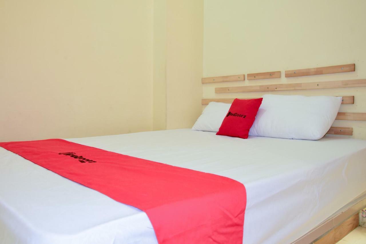 Hotel Reddoorz Near Mangga Dua Square Jakarta Exterior foto